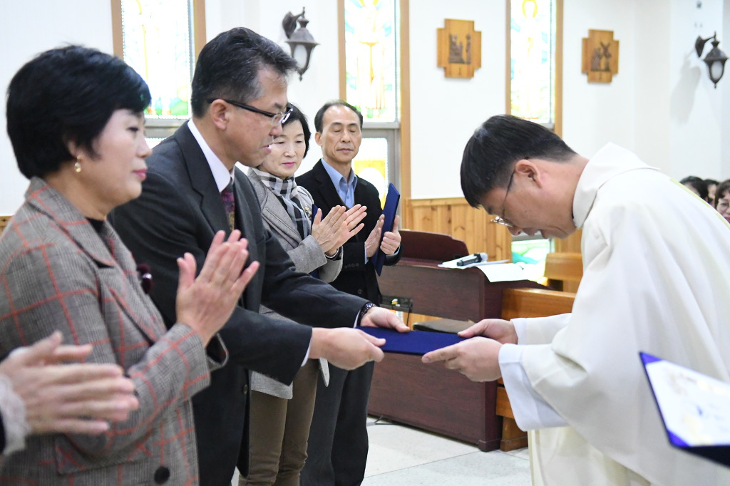 더블클릭을 하시면 이미지를 수정할 수 있습니다