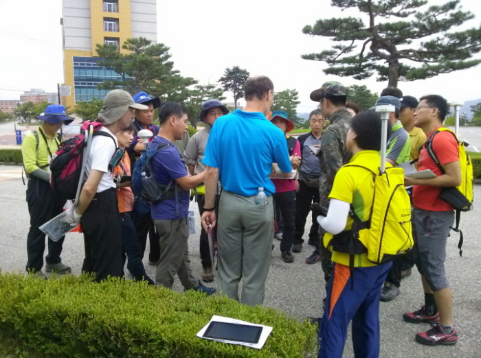 더블클릭을 하시면 이미지를 수정할 수 있습니다